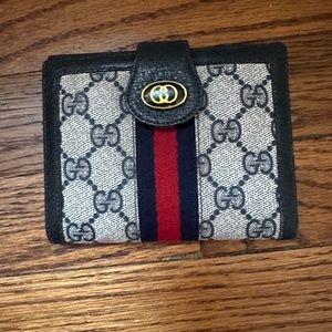 Gucci GG Vintage Wallet